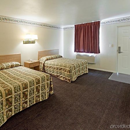 Americas Best Value Inn МакКини Стая снимка
